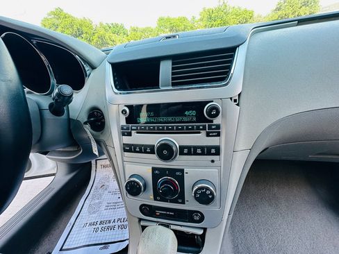 Used 2011 Chevrolet Malibu LS w/ LPO, Convenience Package FWD image 23
