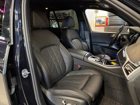 Used 2023 BMW X5 M50i w/ Executive Package image 21