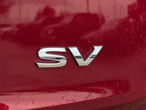 Used 2023 Nissan Rogue SV image 8