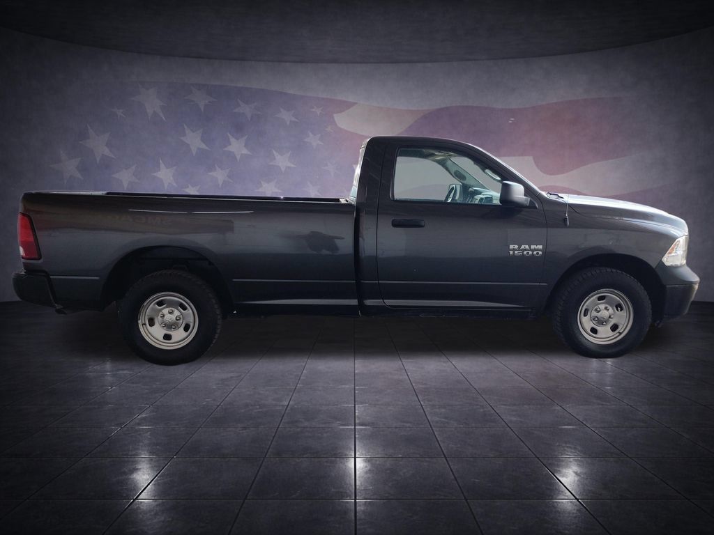 Used 2018 RAM 1500 Express AWD/4WD image 6