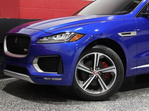 Used 2019 Jaguar F-PACE S image 20