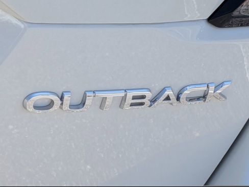 Used 2025 Subaru Outback Premium image 13