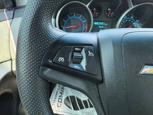 Used 2015 Chevrolet Cruze LT FWD image 21