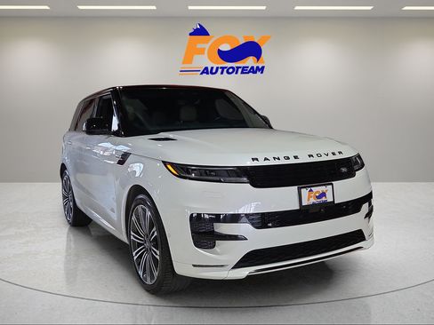 Used 2024 Land Rover Range Rover Sport Dynamic SE AWD/4WD image 6