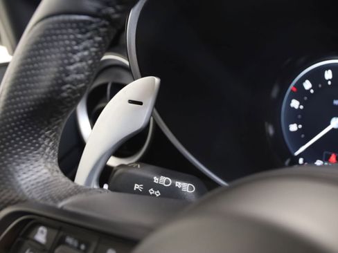 Used 2024 Alfa Romeo Giulia Veloce image 44