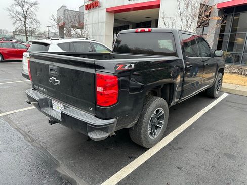 Used 2018 Chevrolet Silverado 1500 LT w/ Texas Edition image 8