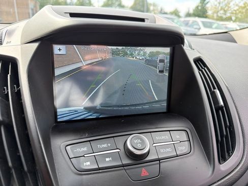 Used 2018 Ford Escape SEL FWD image 20