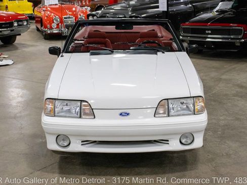 Used 1990 Ford Mustang GT image 12