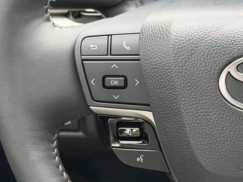 New 2026 Toyota Camry XLE AWD/4WD image 14