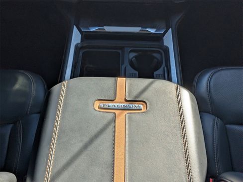 Used 2023 Ford F350 Platinum w/ FX4 Off-Road Package image 20