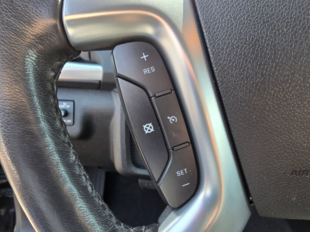 Used 2015 GMC Acadia SLE AWD/4WD image 29