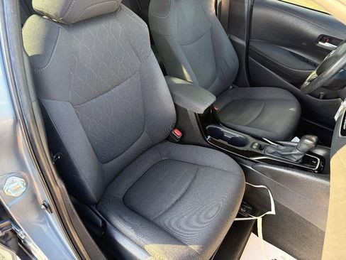 Used 2021 Toyota Corolla LE w/ Carpet Mat Package (TMS) image 11