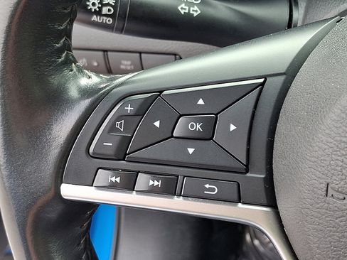 Used 2022 Nissan Sentra SV image 21