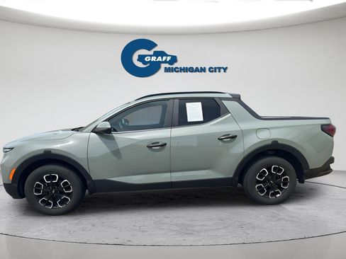 Used 2022 Hyundai Santa Cruz SEL w/ Activity Package AWD/4WD image 2