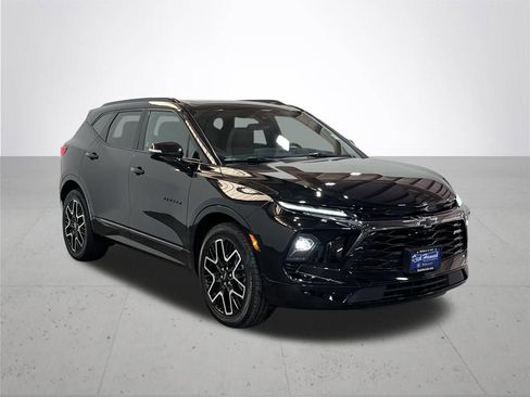 Used 2023 Chevrolet Blazer RS w/ Driver Confidence II Package image 6