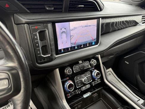 Used 2021 GMC Yukon XL Denali w/ Denali Premium Package image 26