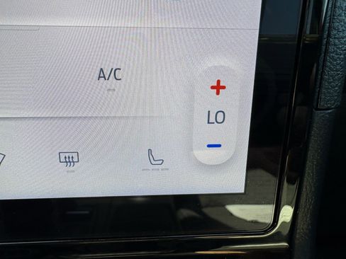 Used 2024 Ford Ranger XLT w/ Equipment Group 301A High image 33