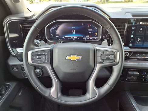 Used 2025 Chevrolet Silverado 1500 LTZ AWD/4WD image 21