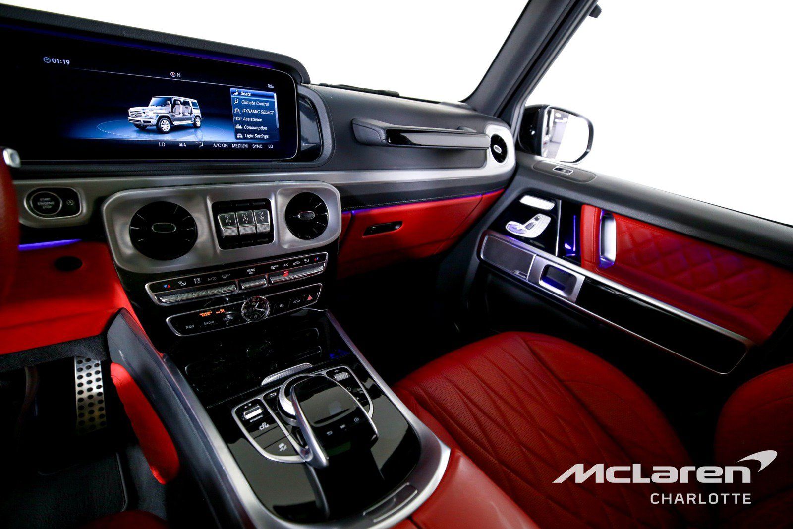 Used 2021 Mercedes-Benz G 550 w/ AMG Line image 15