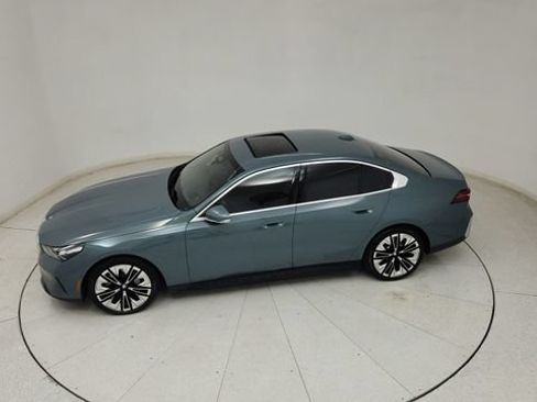 Used 2026 BMW i5 eDrive40 AWD/4WD image 24
