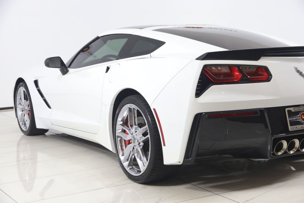 Used 2016 Chevrolet Corvette Stingray Coupe w/ 2LT Preferred Equipment Group RWD image 28