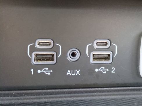 Used 2025 Jeep Grand Cherokee Altitude image 20