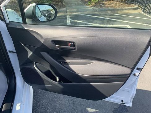 Certified 2025 Toyota Corolla LE image 13