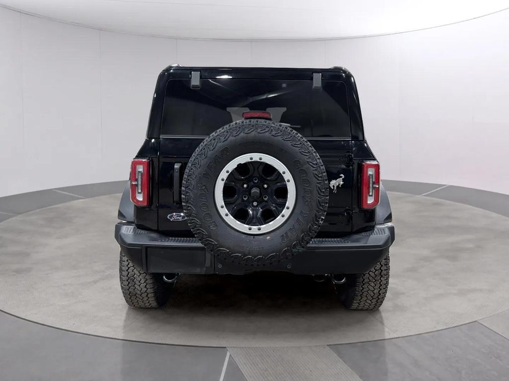 Used 2025 Ford Bronco Badlands AWD/4WD image 4