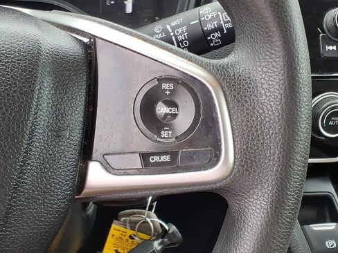 Used 2017 Honda CR-V LX image 17