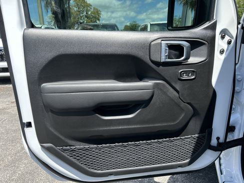 New 2026 Jeep Wrangler Unlimited Sport AWD/4WD image 11