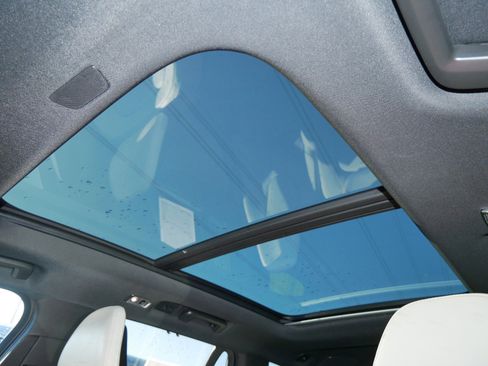 Used 2020 Volvo XC90 T6 R-Design w/ Protection Package Premier image 30