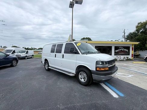 Used 2021 Chevrolet Express 2500 w/ Driver Convenience Package RWD image 2