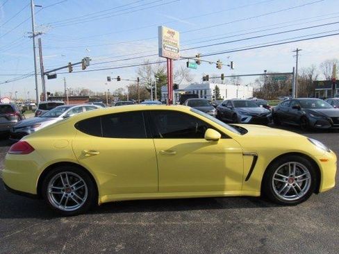 Used 2014 Porsche Panamera 4 image 8