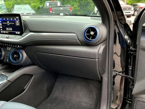 Used 2024 Chevrolet Blazer RS w/ LPO, Floor Liner Package FWD image 17