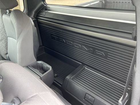 Used 2024 Toyota Tacoma SR image 15