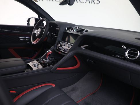 New 2026 Bentley Bentayga Speed AWD/4WD image 22