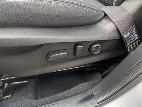 Used 2021 Subaru Forester Premium image 17