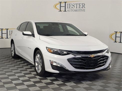 Certified 2025 Chevrolet Malibu LT w/ LPO, Floor Liner Package image 2