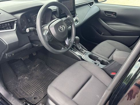 Used 2024 Toyota Corolla LE FWD image 11