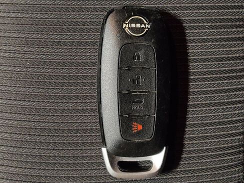 Used 2024 Nissan Sentra SV FWD image 32