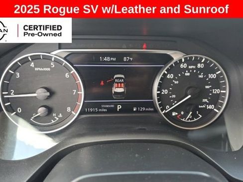 Used 2025 Nissan Rogue SV w/ SV Premium Package FWD image 13