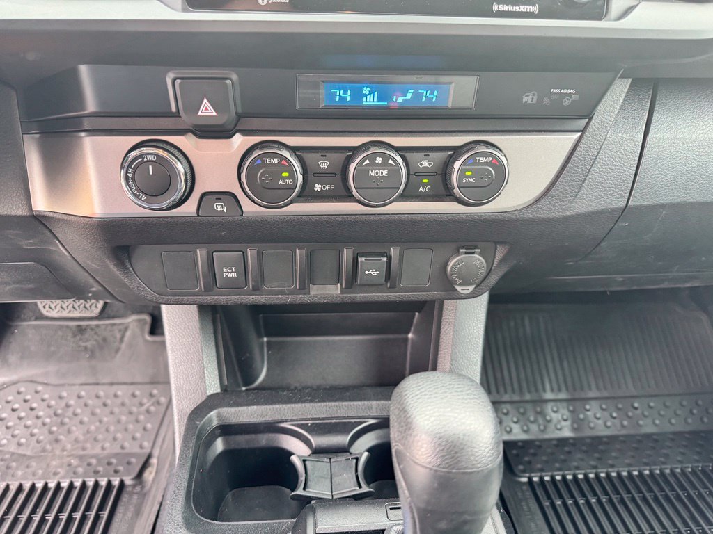 Used 2022 Toyota Tacoma SR w/ SX Package AWD/4WD image 14