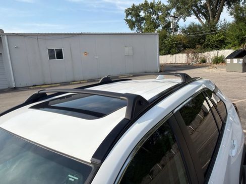 Used 2020 Toyota RAV4 XLE Premium FWD image 20