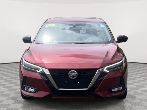 Used 2021 Nissan Sentra SR w/ SR Premium Package FWD image 2