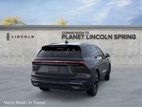 New 2026 Lincoln Nautilus Reserve image 8