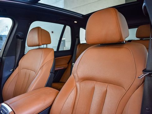 Used 2022 BMW X5 xDrive45e w/ M Sport Package image 24