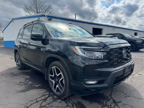 Used 2023 Honda Passport Elite image 8