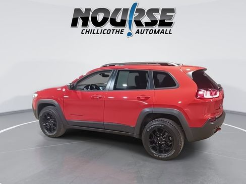 Used 2021 Jeep Cherokee Trailhawk image 6