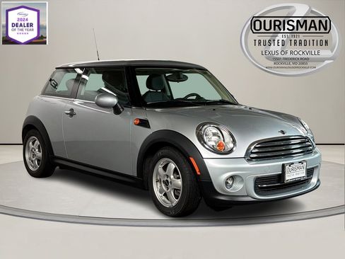 Used 2011 MINI Cooper Hardtop image 1
