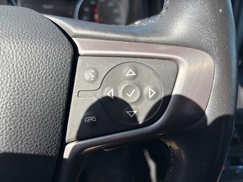 Used 2022 GMC Acadia AT4 w/ Preferred Package image 19